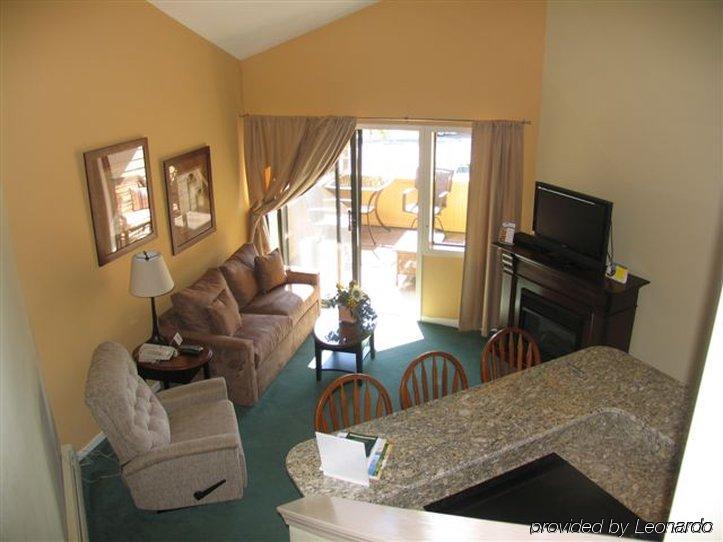 Pointes North Inn Charlevoix Pokój zdjęcie