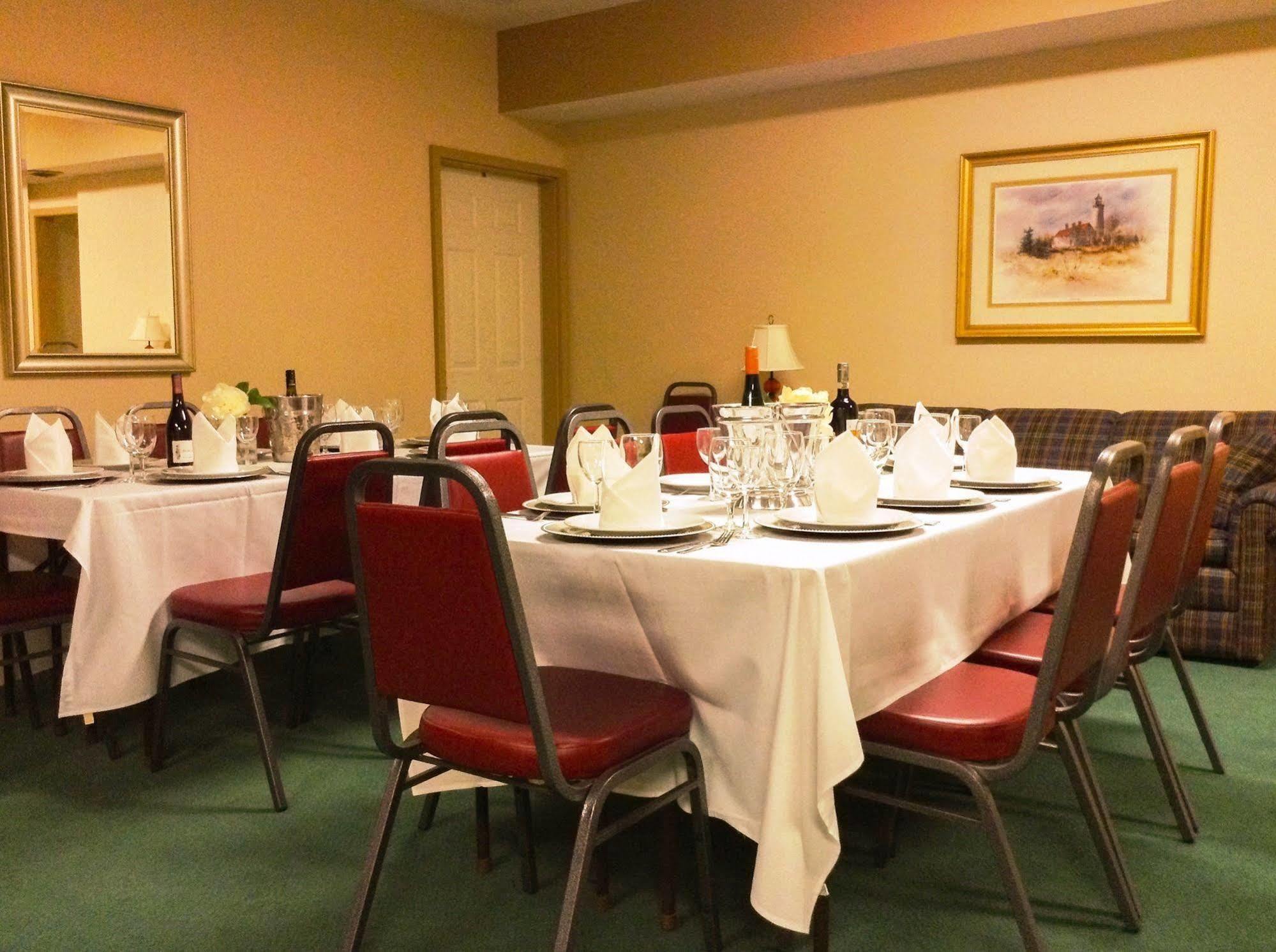 Pointes North Inn Charlevoix Zewnętrze zdjęcie
