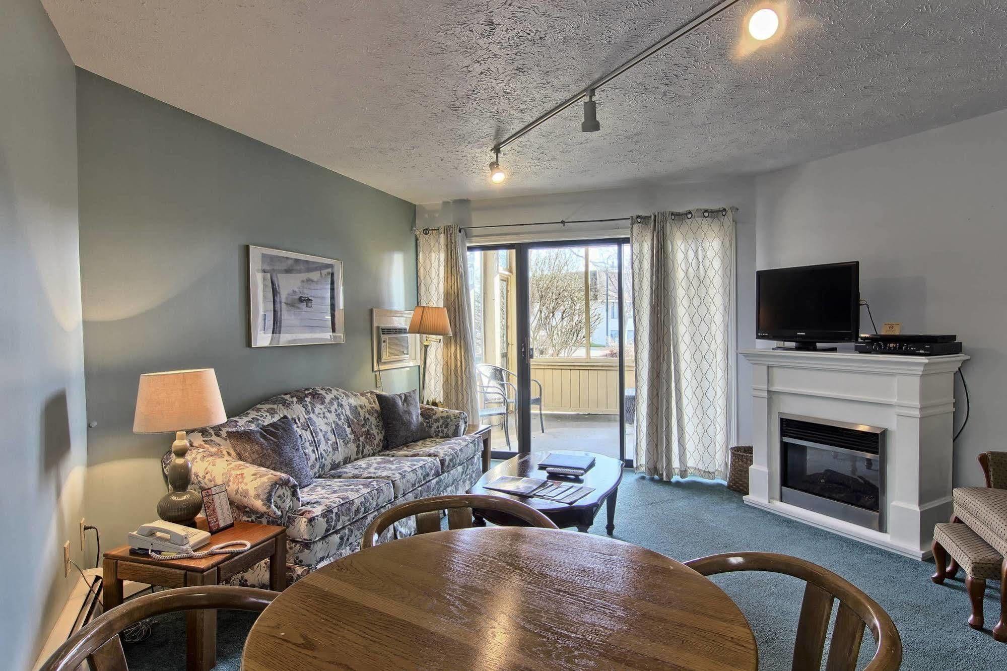 Pointes North Inn Charlevoix Zewnętrze zdjęcie